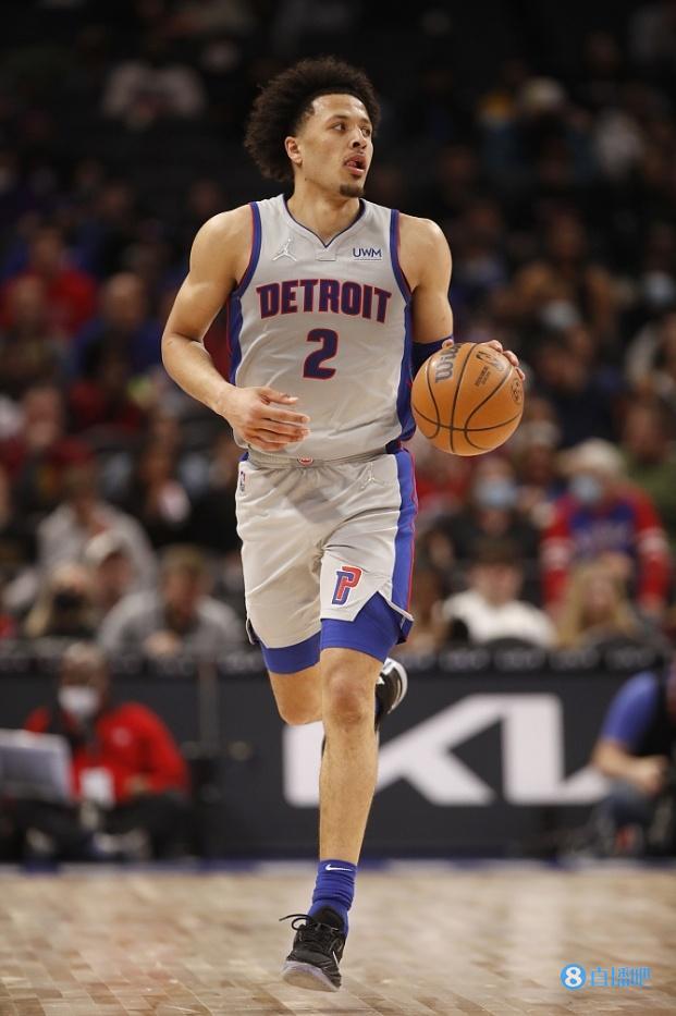 且控球时多 且控球时多